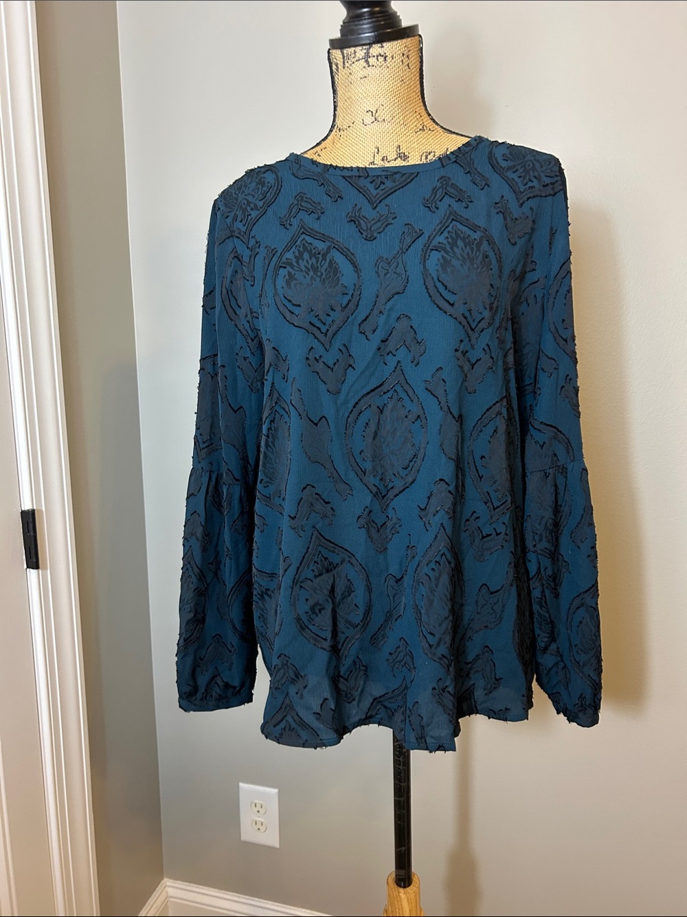 Loft Top (medium)